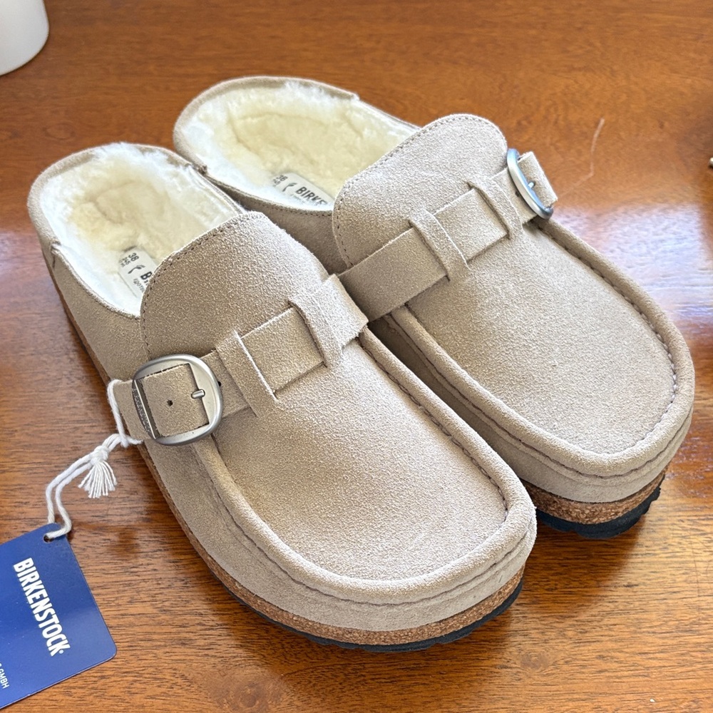 NEW, Birkenstock Buckley Suede Shearling Clogs with Buckle